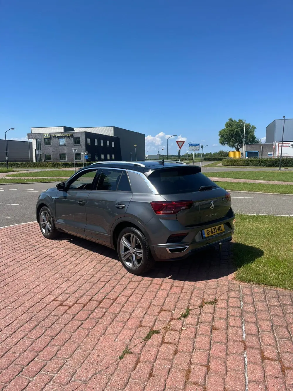 Volkswagen T-Roc 1.5 TSI 150pk 2019 Grijs uit 2019, foto 3