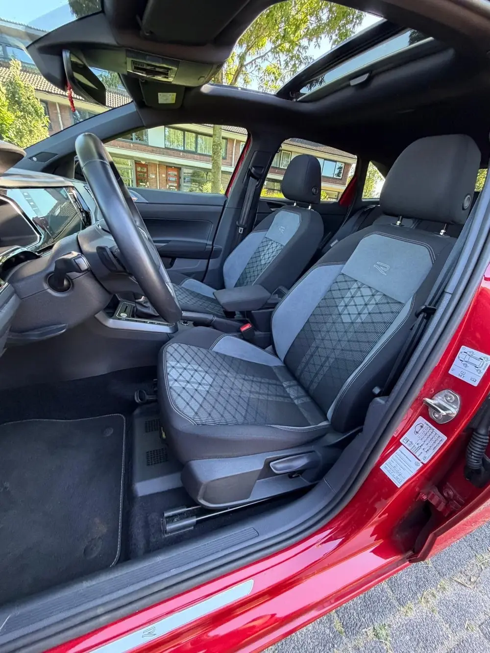 Volkswagen Taigo VW Taigo 1.5 TSI 150pk | Alle opties 3x R-Line | VW GARANTIE uit 2024, foto 14