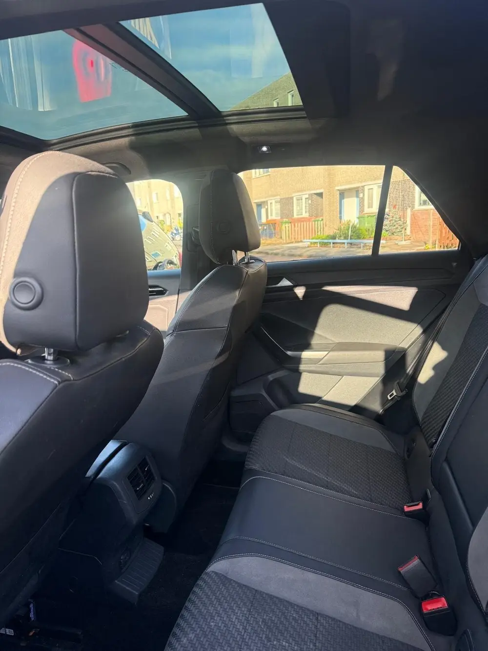 Volkswagen T-Roc 2.0 TSI 300pk 4Motion 7-DSG 2020 Zwart uit 2020, foto 13