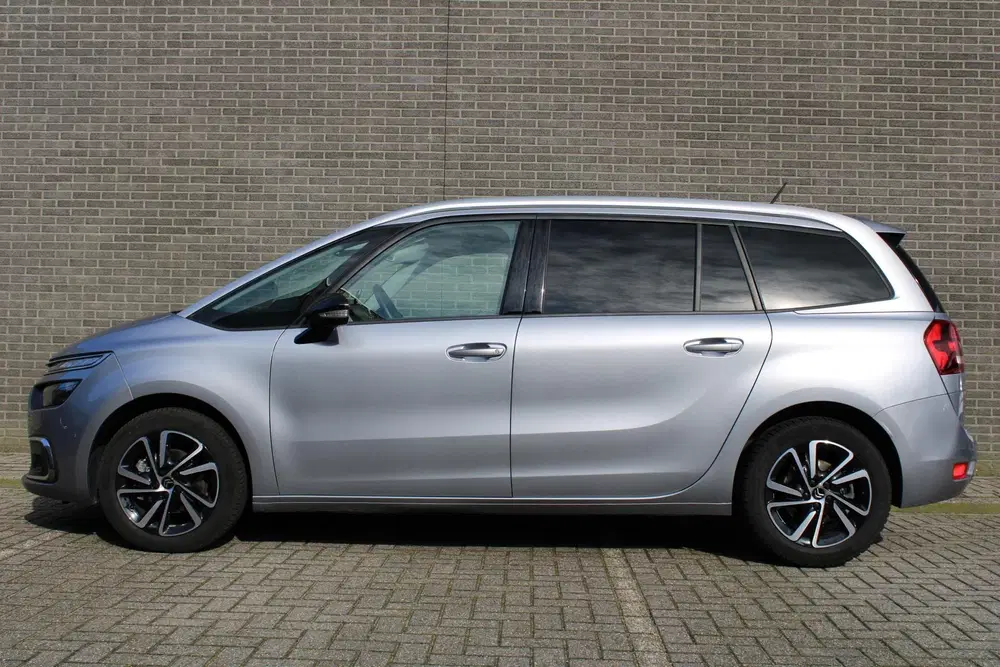 Citroën Grand C4 SpaceTourer 1.2 PureTech Shine Automaat 7 uit 2022, foto 2