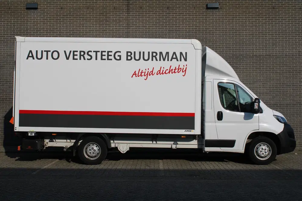 Peugeot Boxer 2.2 BlueHDi 140 L3H2 3.5t Bakwagen met laa uit 2024, foto 3