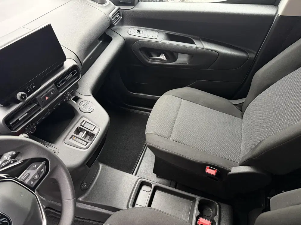 Peugeot Partner 1.5 BlueHDi 130 EAT8 S&S L1 Automaat uit 2024, foto 6