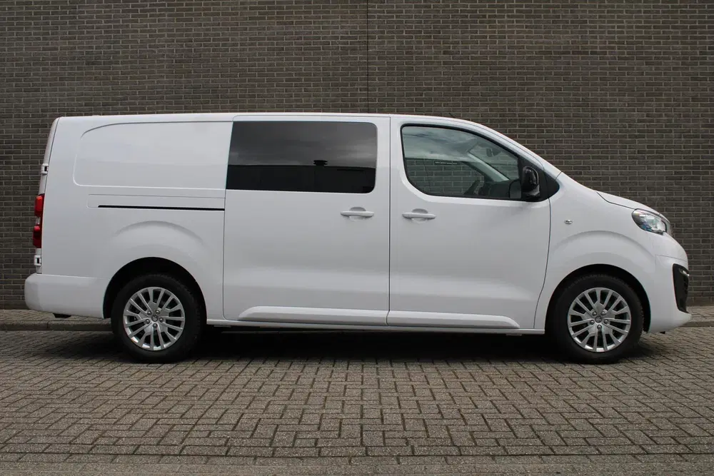 Peugeot Expert 2.0 BlueHDI 145PK L3 Dubbele Cabine Naviga uit 2023, foto 2