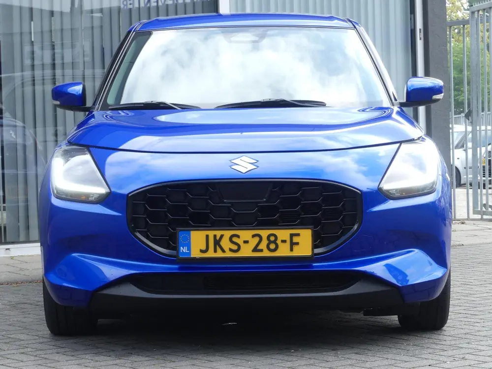 Suzuki Swift 1.2 Style Smart Hybrid BLACK RHINO uit 2026, foto 10