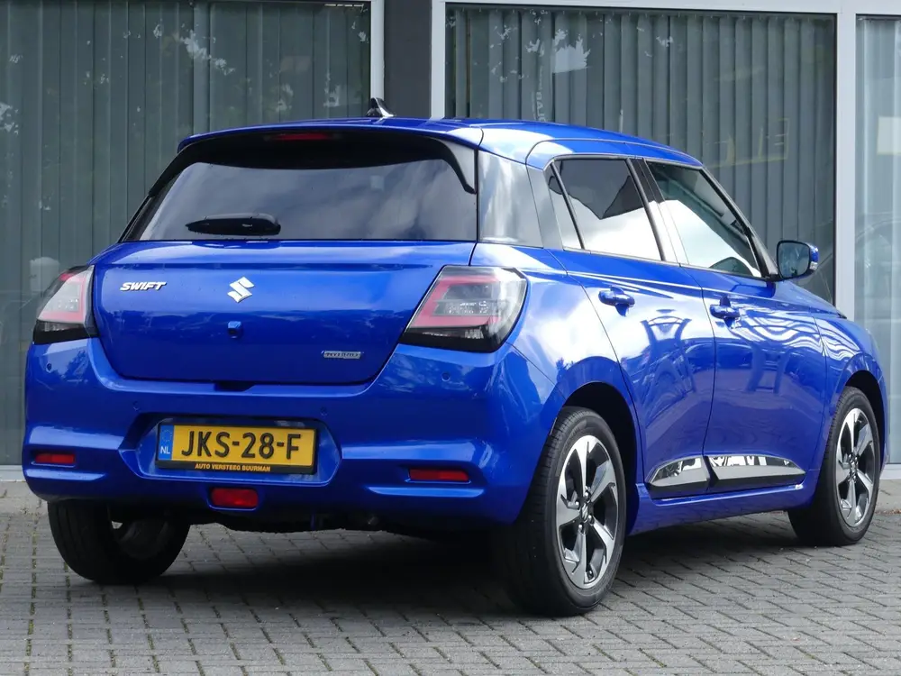 Suzuki Swift 1.2 Style Smart Hybrid BLACK RHINO uit 2026, foto 2