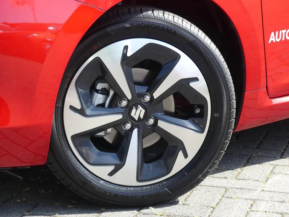 Suzuki Swift 1.2 Style Smart Hybrid Cruise en Climate C uit 2026, foto 11