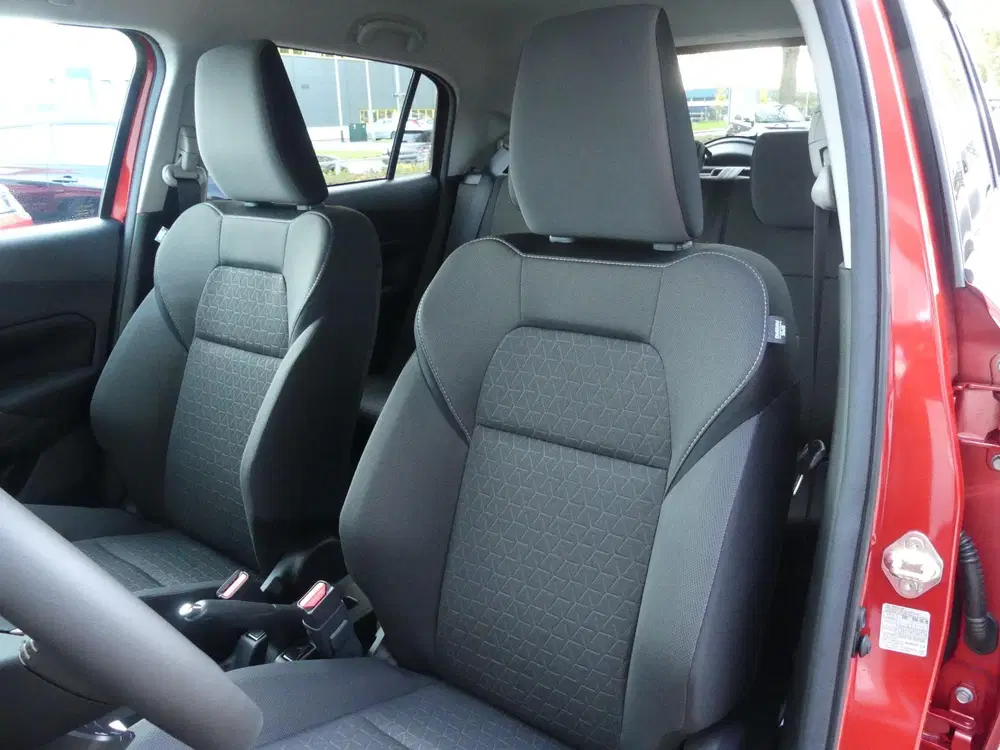 Suzuki Swift 1.2 Style Smart Hybrid Cruise en Climate C uit 2026, foto 4