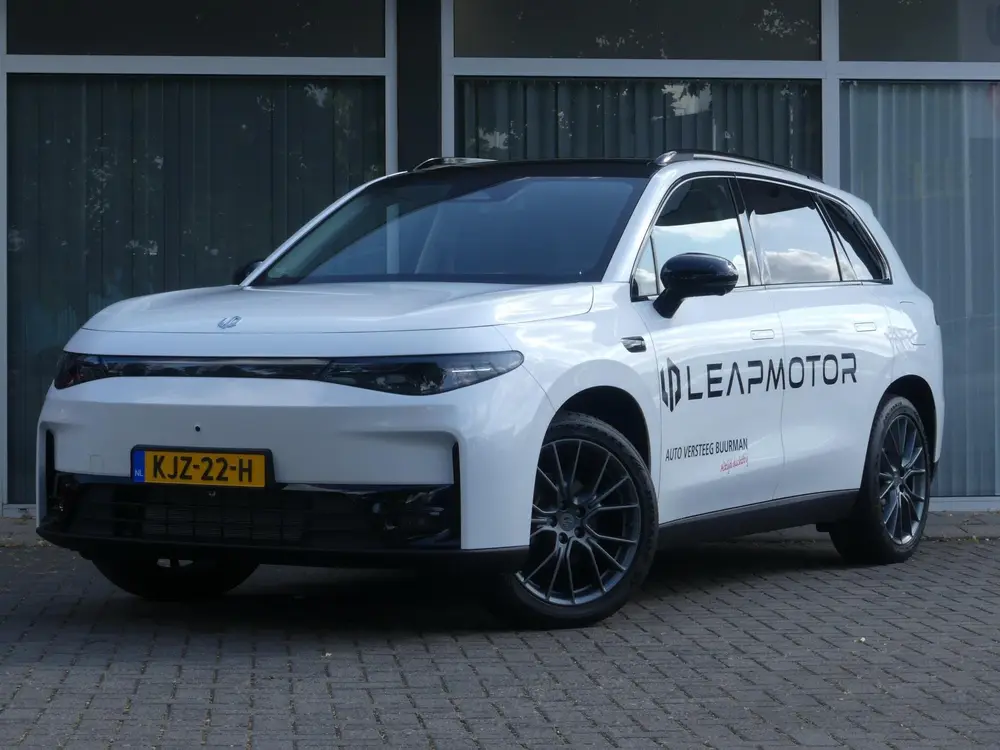 Leapmotor C10 REEV Design 28.4 kWh 215PK Automaat Navigatie uit 2026, foto 2