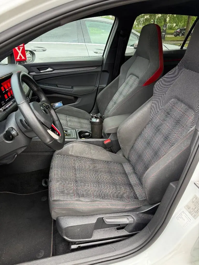 Volkswagen Golf 2.0 TSI 245pk 7-DSG 2021 Wit uit 2021, foto 9
