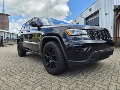 Jeep Grand Cherokee 2x Jeep Grand Cherokee Limited v.a 16.450€ uit 2021