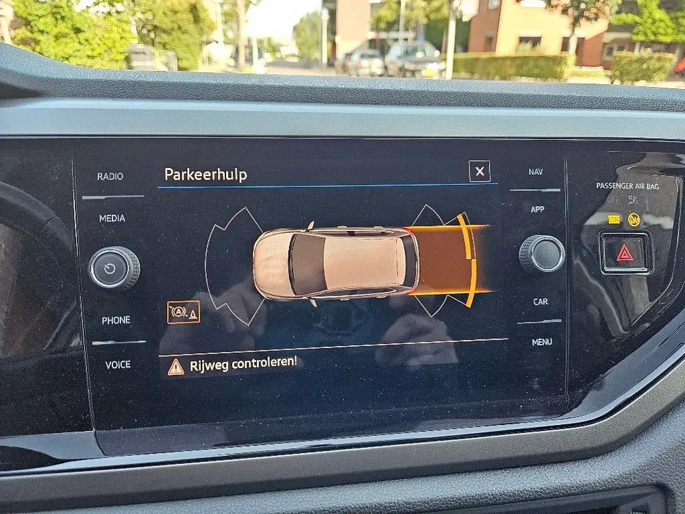 Volkswagen Polo 1.0 TSI R-Line 95pk 2021 Grijs uit 2021, foto 16