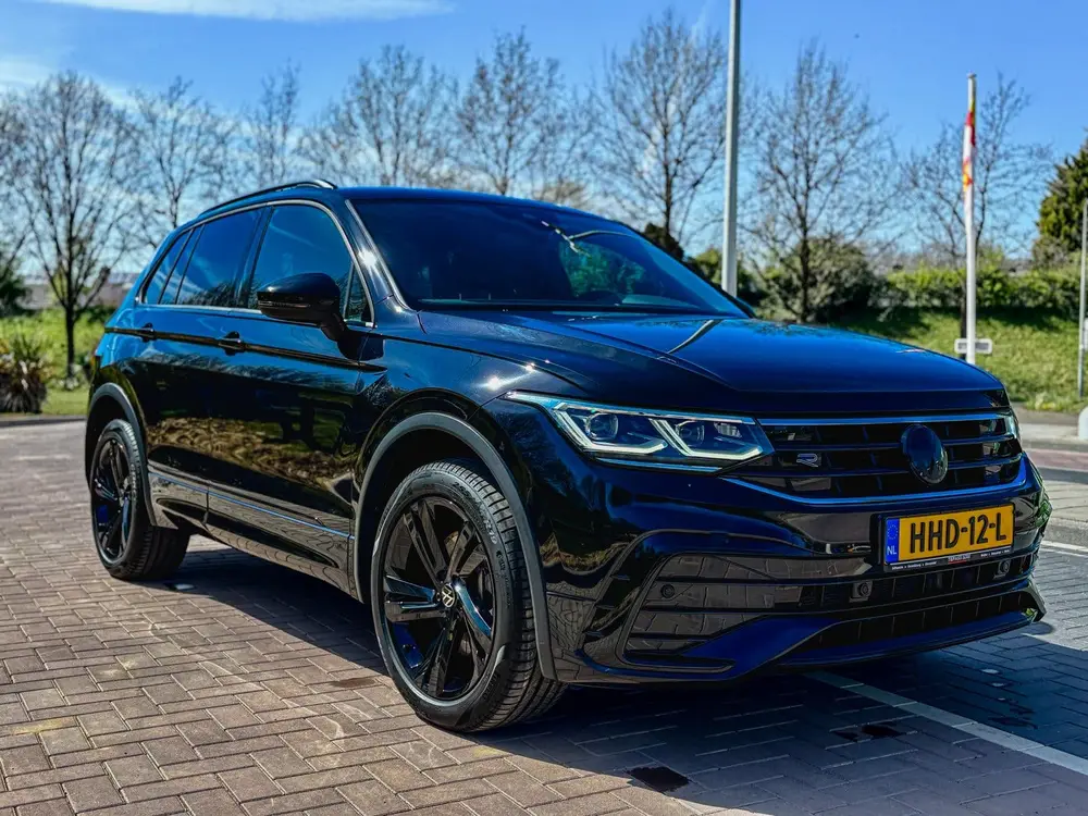 Volkswagen Tiguan eHybrid R-Line Black Style | IQ.Light | uit 2022, foto 2