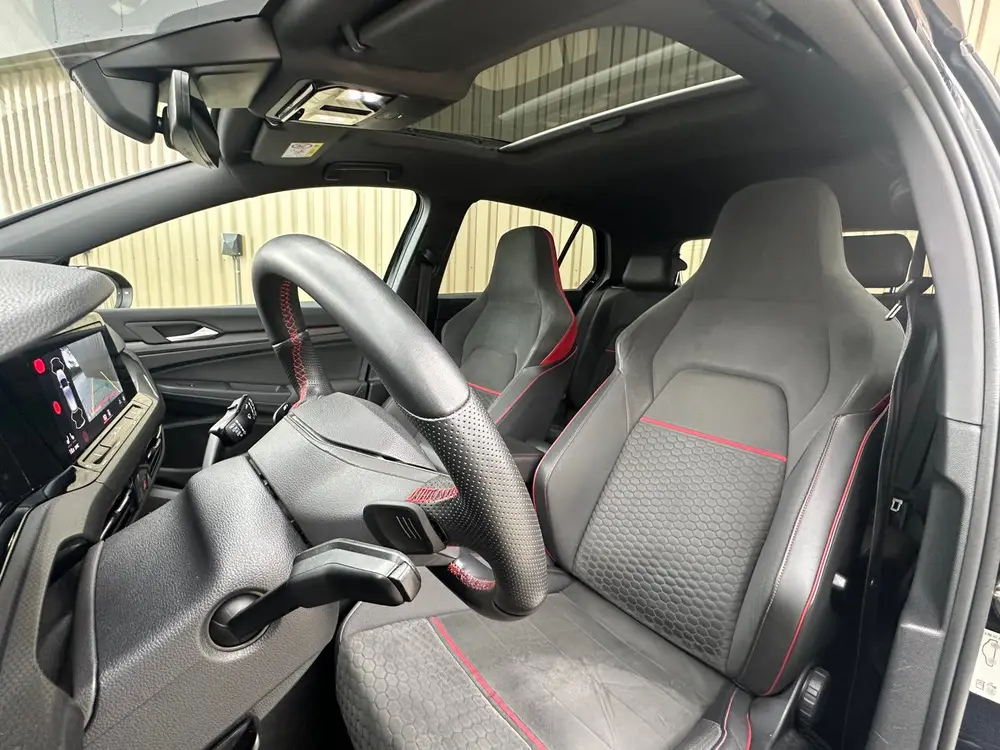 Volkswagen Golf 2.0 TSI GTI Clubsport 221KW Dsg7 2021 Zwart uit 2021, foto 19