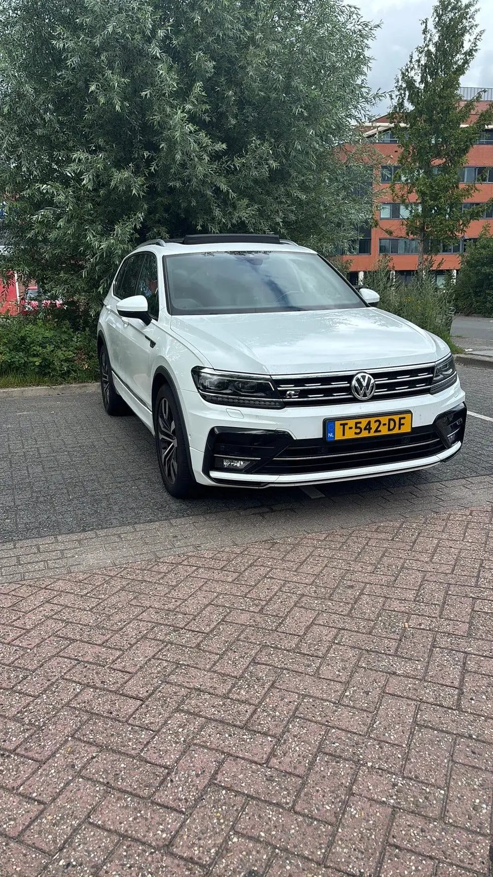 Volkswagen Tiguan Allspace Tiguan 2.0 TDI 150pk 7-DSG 2019 Wit uit 2019, foto 3