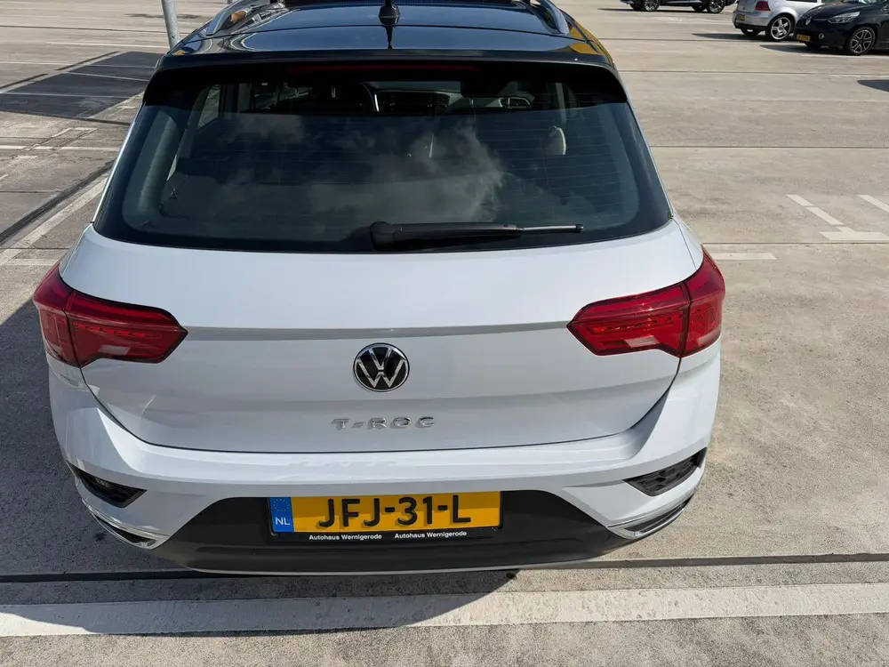 Volkswagen T-Roc Vw TROC 1.5 TSI DSG Automaat pano/virtual/keyl/camera/acc/ uit 2022, foto 4