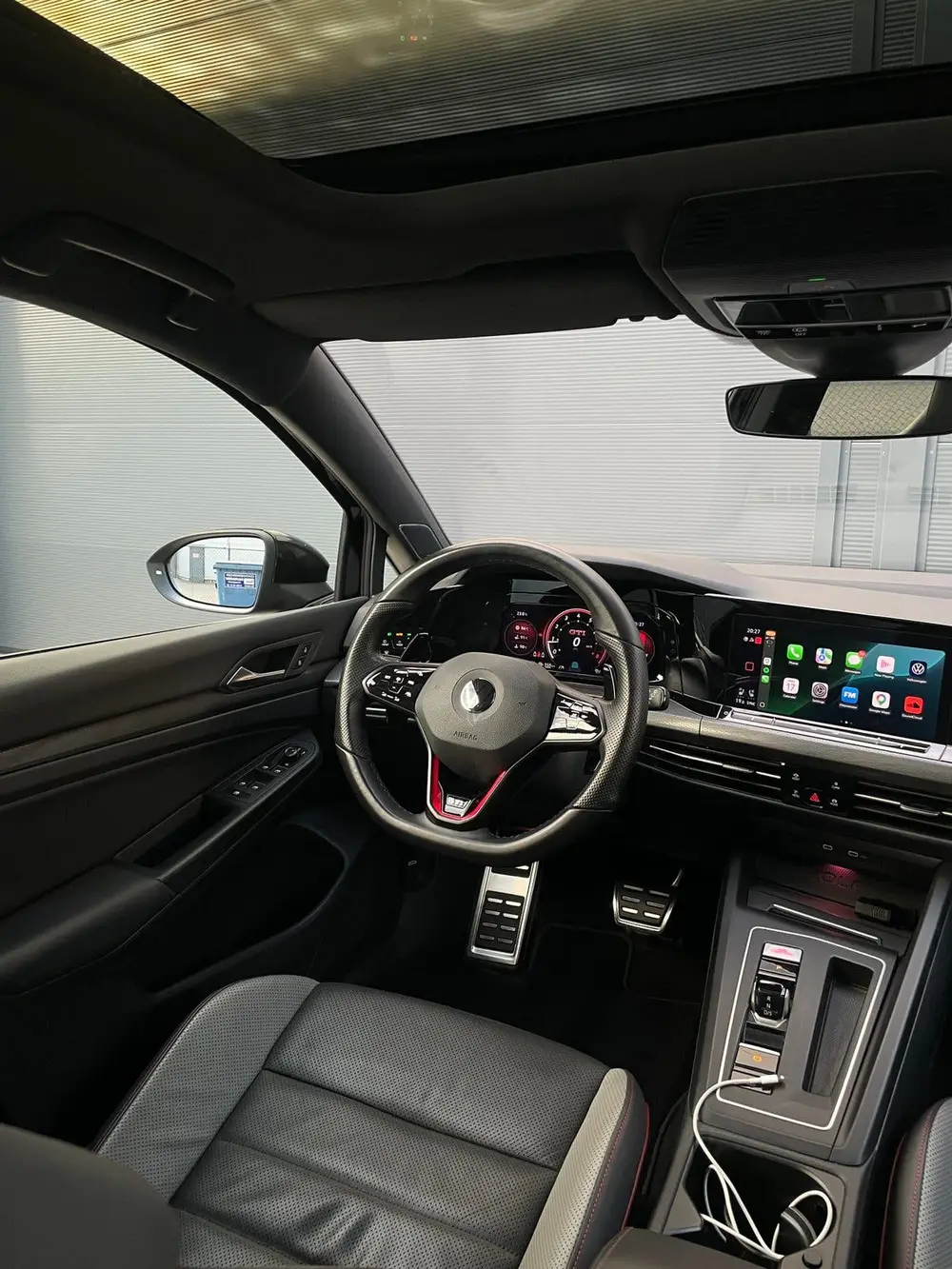 Volkswagen Golf 2.0 TSI  7-DSG 2021 Zwart uit 2021, foto 15