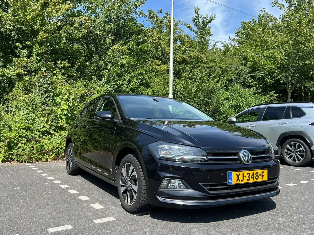 Volkswagen Polo 1.0 TSI 95pk 2019 Zwart CarPlay comfortline uit 2019, foto 2