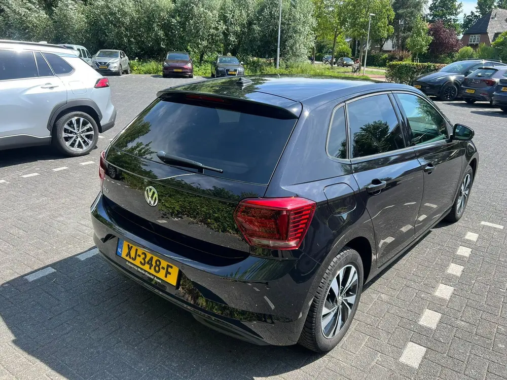 Volkswagen Polo 1.0 TSI 95pk 2019 Zwart CarPlay comfortline uit 2019, foto 3