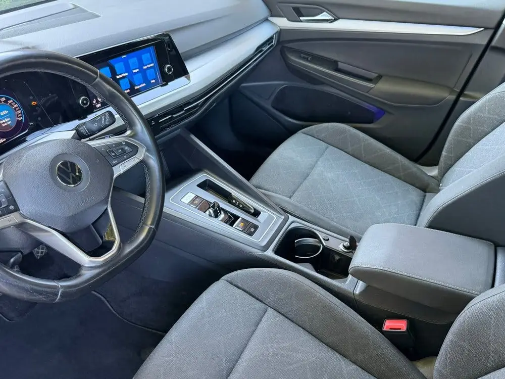 Volkswagen Golf 2.0 TDI 150pk 7-DSG 2020 Zwart uit 2020, foto 17