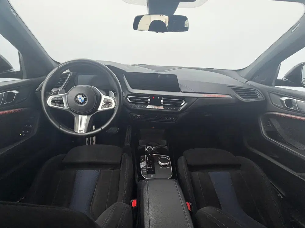 BMW 1-serie 120i 178pk Aut 2021 Zwart uit 2021, foto 9