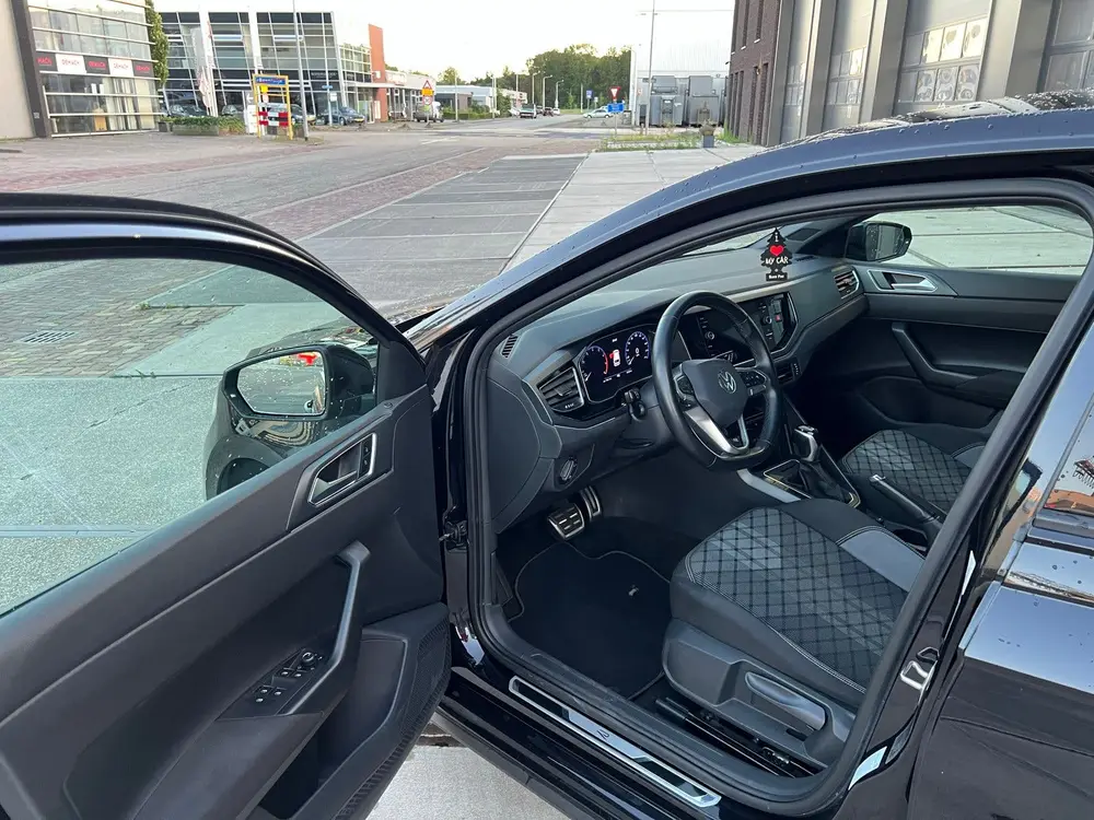 Volkswagen Polo 1.0 TSI R-Line Automaat Panorama 2023 uit 2023, foto 4