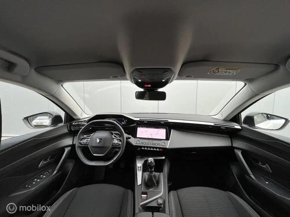 Peugeot 308 1.2 PT Business 110 PK NAVI uit 2022, foto 10