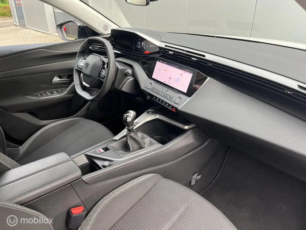 Peugeot 308 1.2 PT Business 110 PK NAVI uit 2022, foto 11