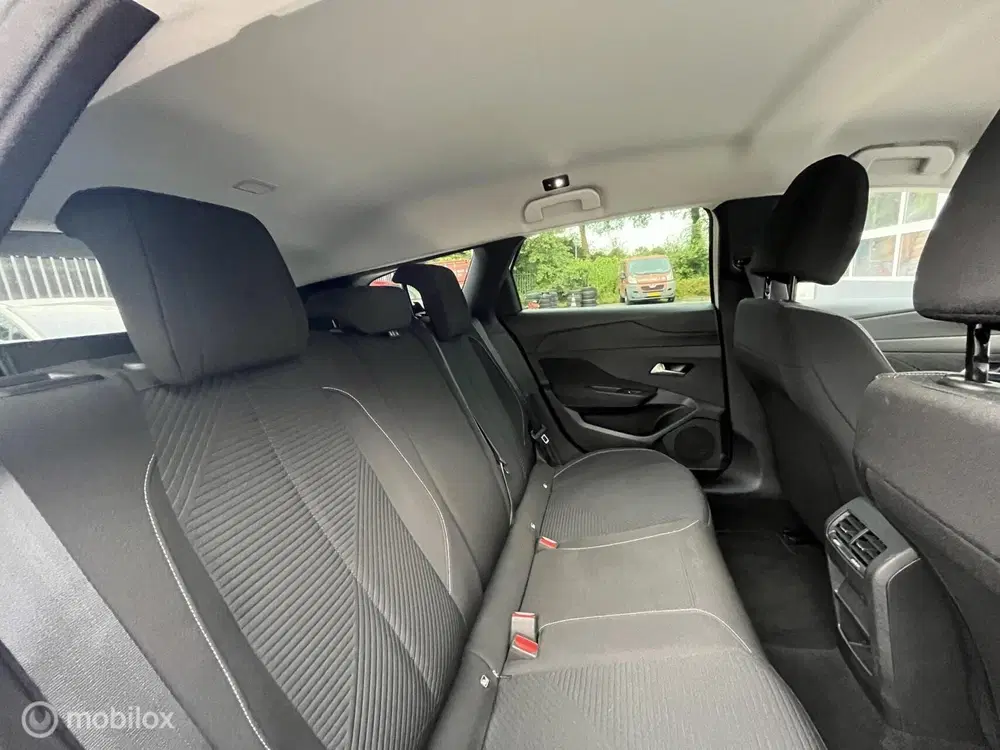 Peugeot 308 1.2 PT Business 110 PK NAVI uit 2022, foto 12