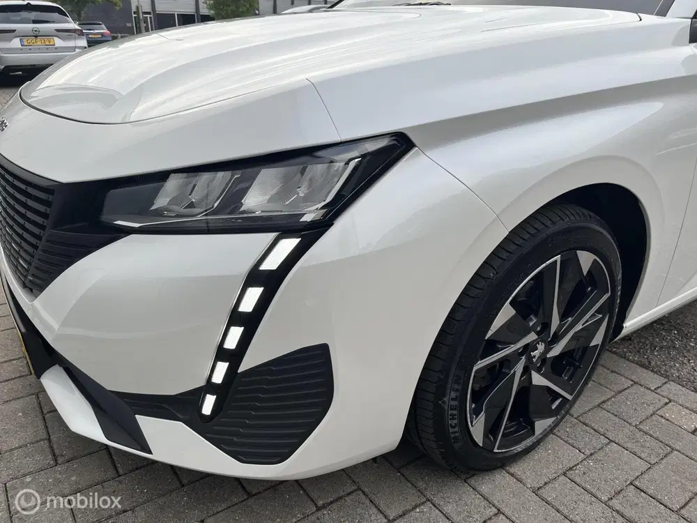 Peugeot 308 1.2 PT Business 110 PK NAVI uit 2022, foto 15