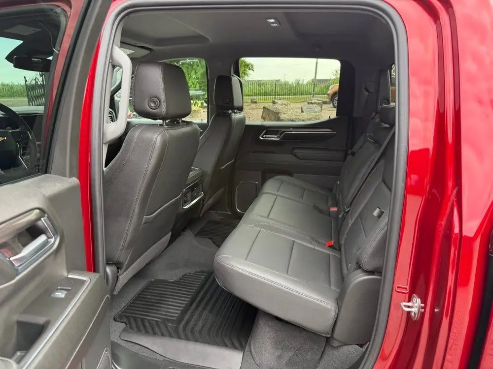 Chevrolet Silverado 6.2L V8 Pick-Up Bedrijfswagen uit 2024, foto 10