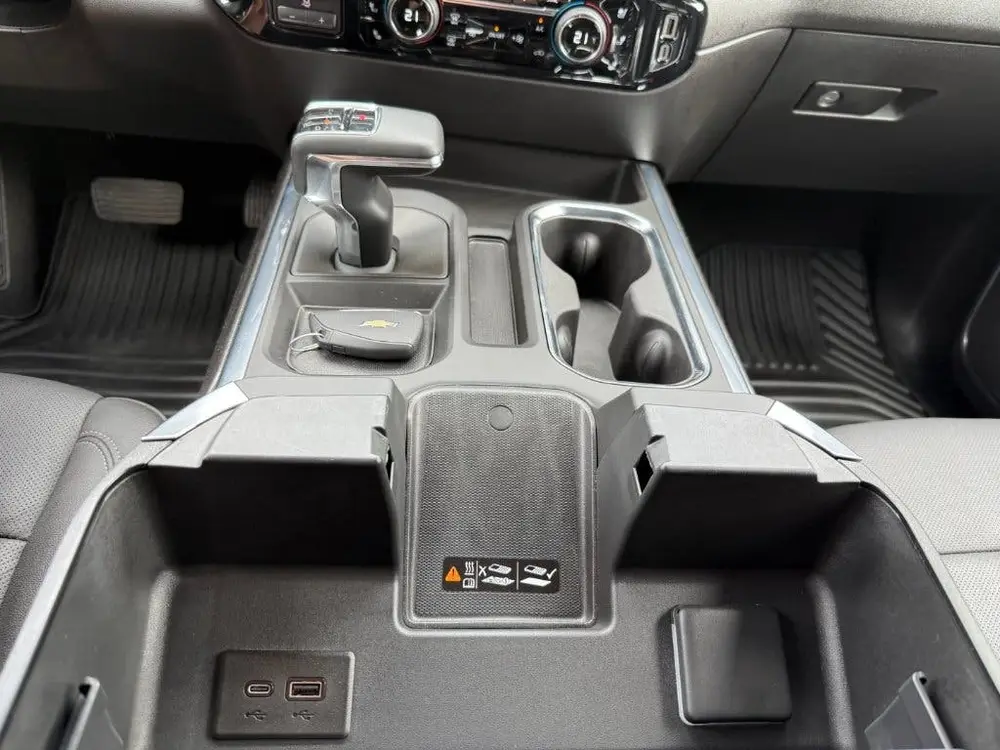 Chevrolet Silverado 6.2L V8 Pick-Up Bedrijfswagen uit 2024, foto 18