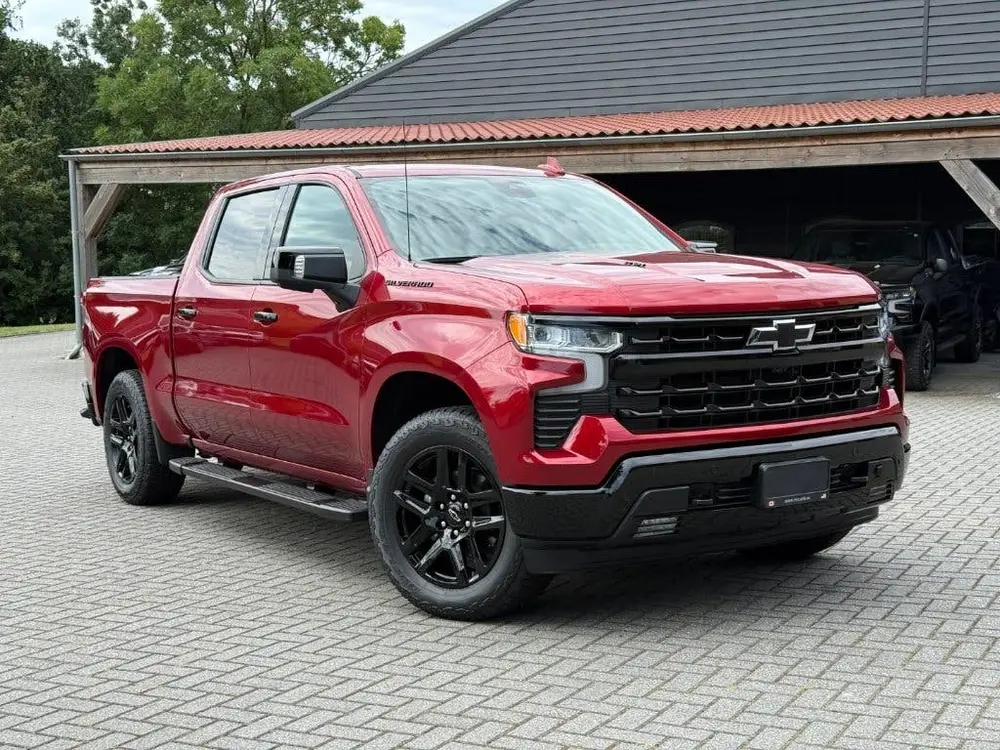 Chevrolet Silverado 6.2L V8 Pick-Up Bedrijfswagen uit 2024, foto 2