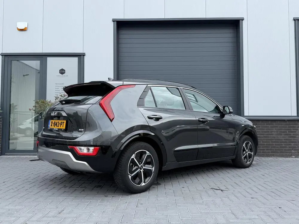 Kia Niro 1.6 GDi Hybrid DynamicLine uit 2024, foto 6