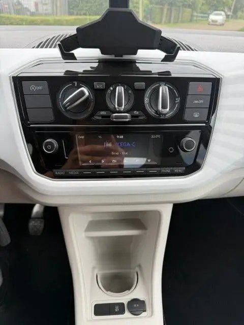 Volkswagen Up! UP, 1.0 BEATS 65PK 5D 2020 Wit 5-drs uit 2020, foto 14