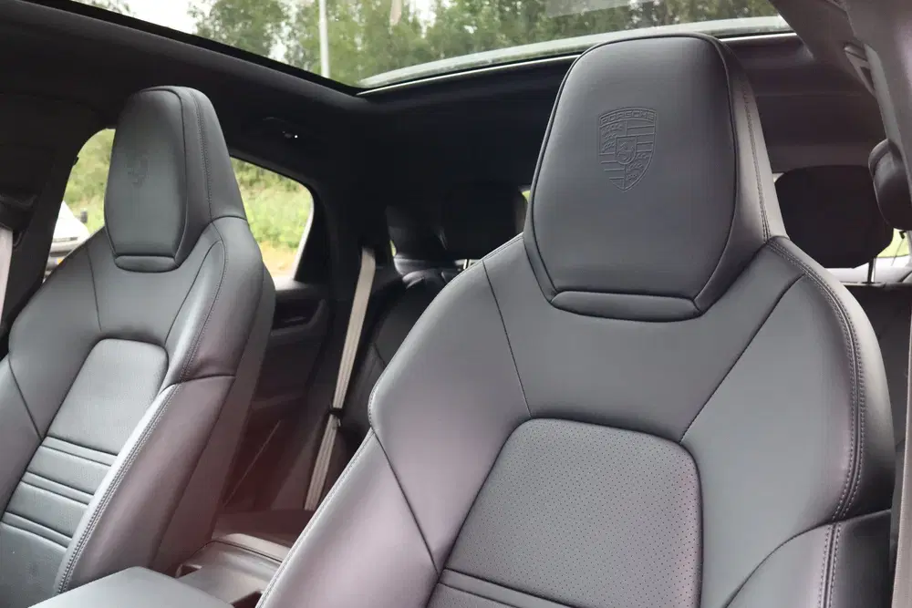 Porsche Cayenne Cayenne Coupé 3.0 E-Hybrid Black Edition P uit 2023, foto 10