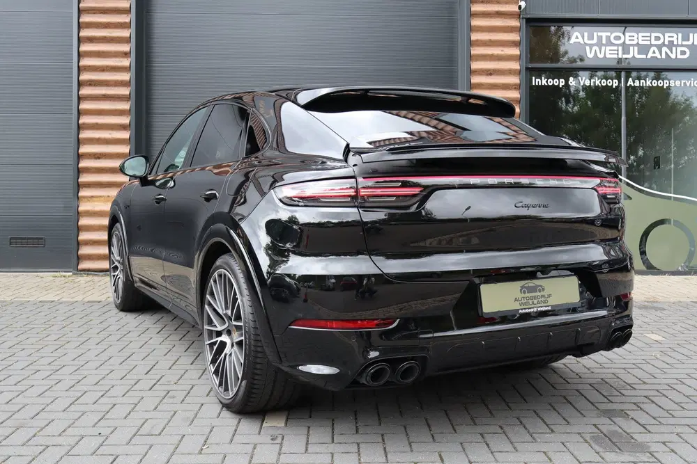 Porsche Cayenne Cayenne Coupé 3.0 E-Hybrid Black Edition P uit 2023, foto 5