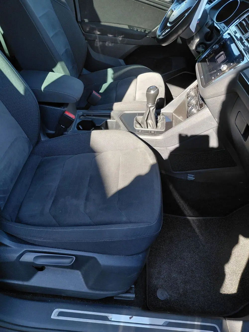 Volkswagen Tiguan 1.5 TSI 130pk 2020 Grijs uit 2020, foto 8