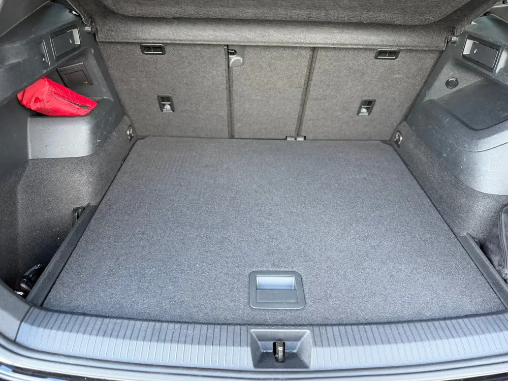 Volkswagen Tiguan 1.5 Etsi 150pk Dsg-7 2024 Zwart R-Line uit 2024, foto 14