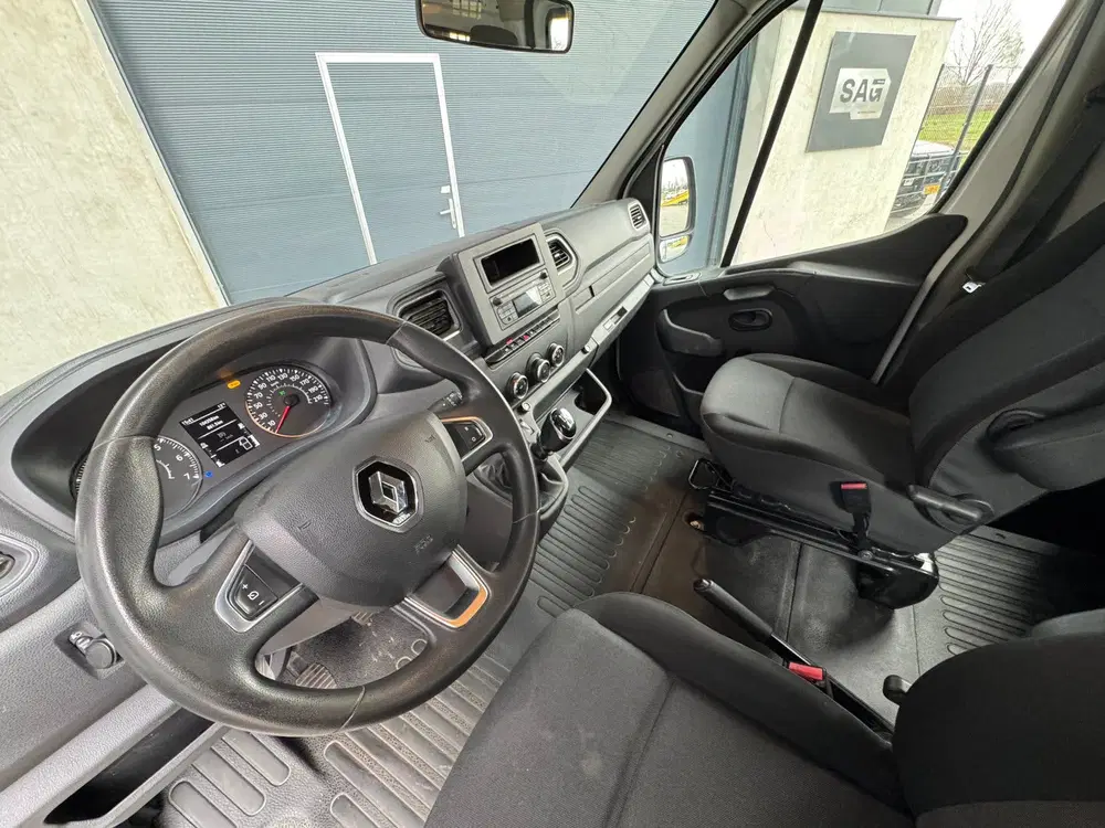 Renault Master 2.3DCI 165 uit 2020, foto 13