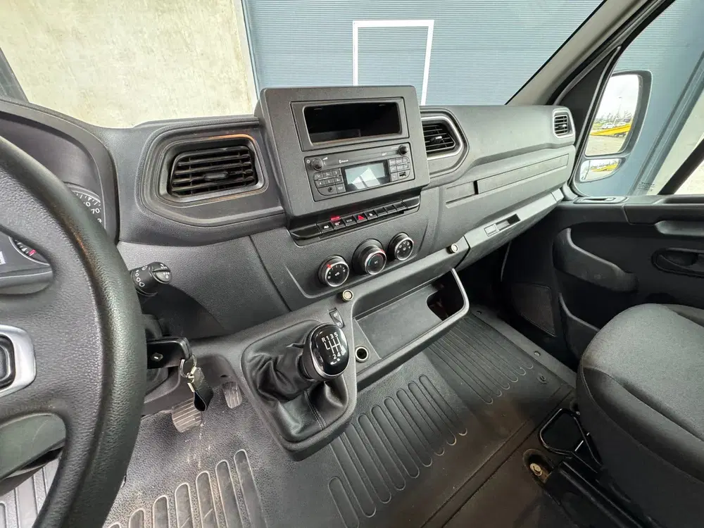 Renault Master 2.3DCI 165 uit 2020, foto 15