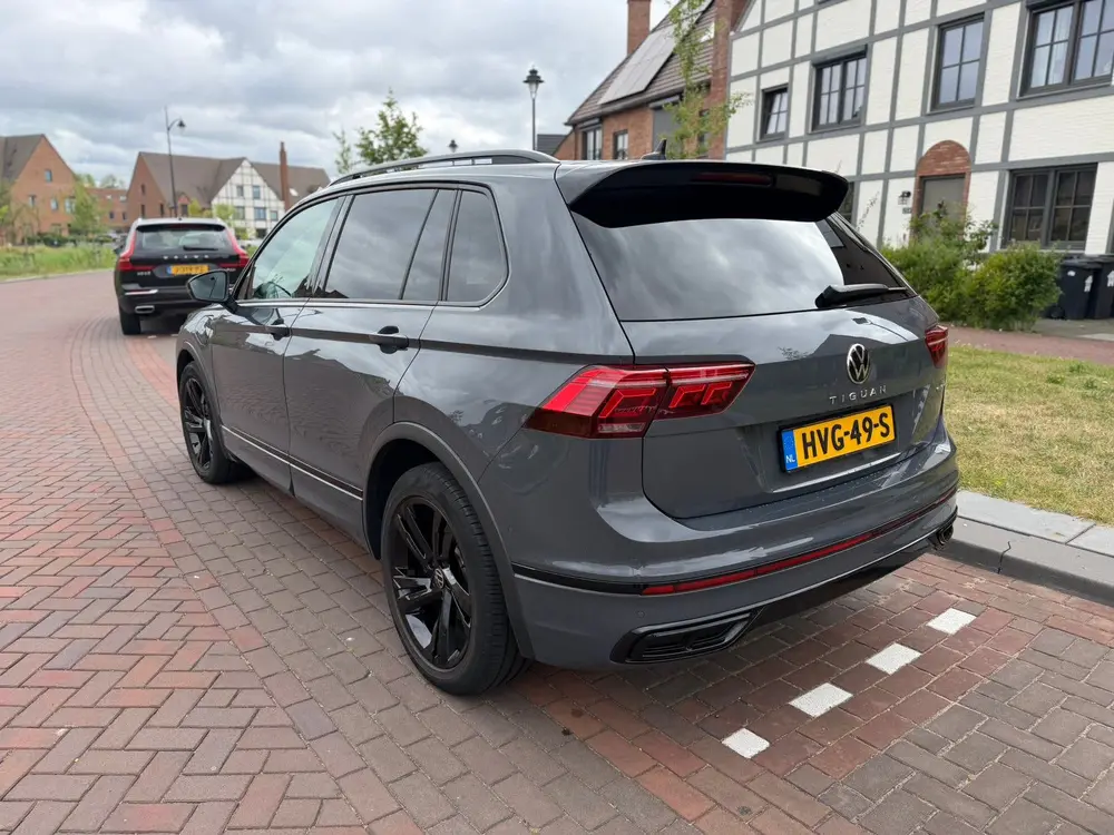 Volkswagen Tiguan 1.4 TSI Ehybrid 245pk DSG 2021 Grijs | BTW uit 2021, foto 5