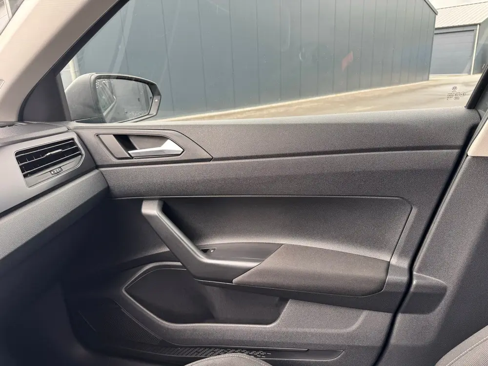 Volkswagen Polo 1.0 MPI 65pk 2019 Grijs uit 2019, foto 17