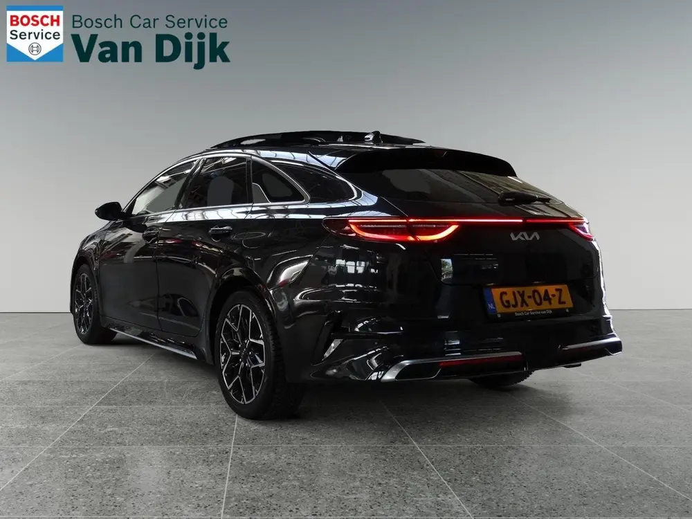 Kia ProCeed 1.5 T-GDi GT-PlusLine Panoramadak uit 2024, foto 10
