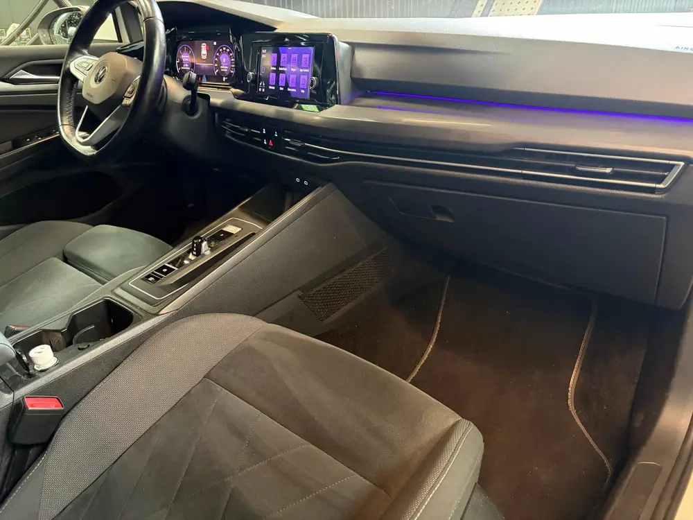 Volkswagen Golf 8 style tdi 2.0 uit 2020, foto 16