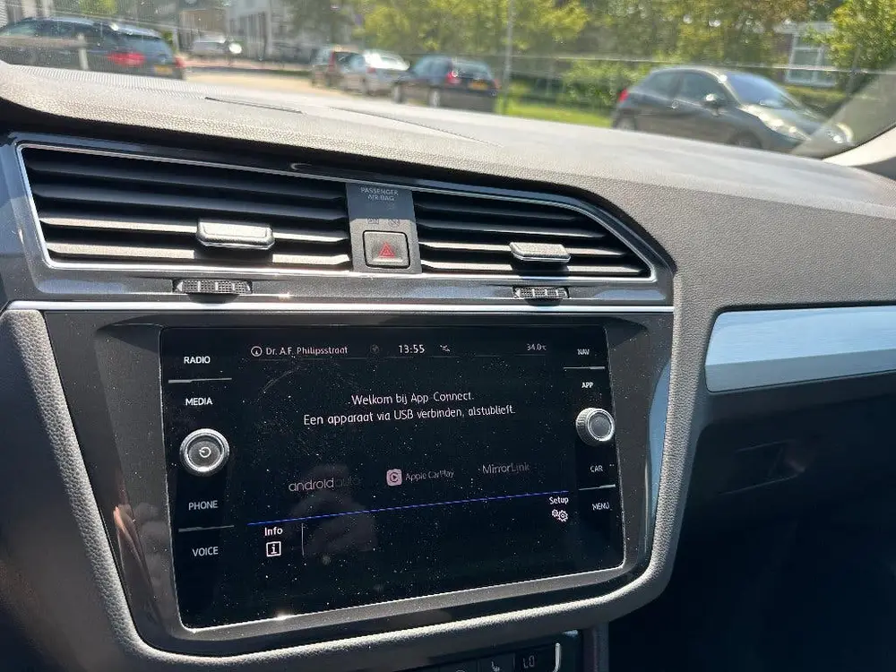 Volkswagen Tiguan 1.5 TSI | Comfortline Trekhaak LED CarPlay uit 2019, foto 13