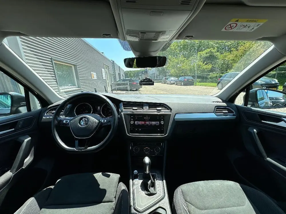 Volkswagen Tiguan 1.5 TSI | Comfortline Trekhaak LED CarPlay uit 2019, foto 20