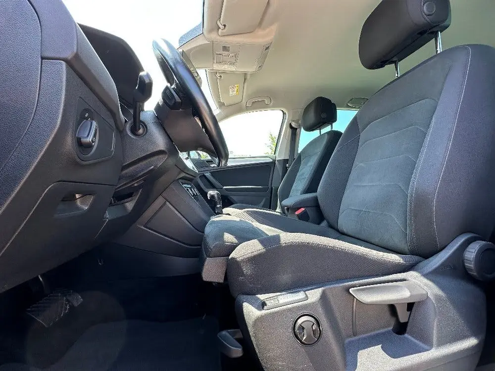 Volkswagen Tiguan 1.5 TSI | Comfortline Trekhaak LED CarPlay uit 2019, foto 5