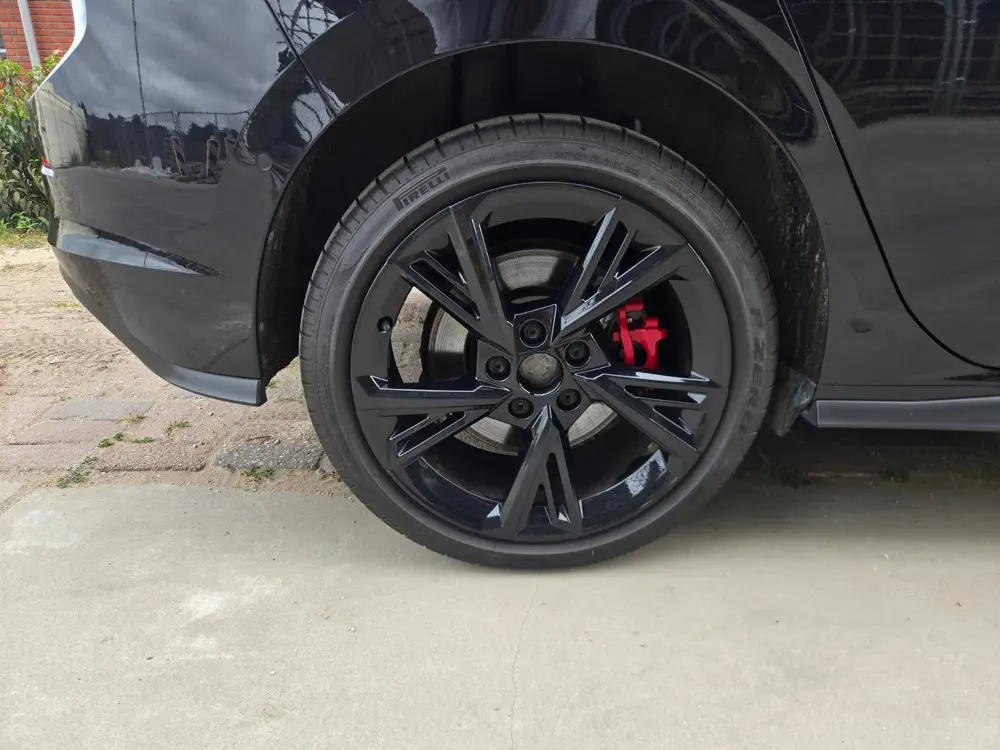 Volkswagen Golf 1.4 Ehybrid 204pk DSG 2021 Zwart uit 2021, foto 13