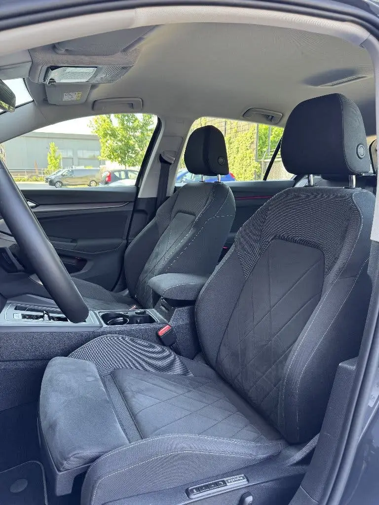Volkswagen Golf 8 1.4 eHybrid DSG | Virtual Cockpit | 19inch uit 2021, foto 11
