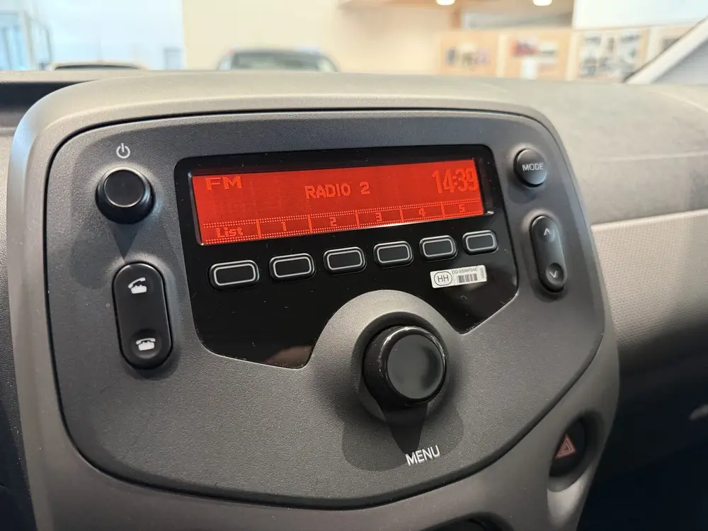 Peugeot 108 1.0 e-VTi Active NL auto uit 2022, foto 12